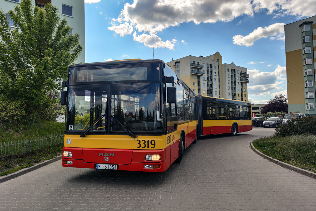 3319
Ĺwietny wĂłz, jeden z lepszych manĂłw. Silnik i skrzynia zdrowe, w kabinie czyĹciutko, duĹźy podĹokietnik pod szybÄ jest. Oby jeszcze dĹugo pojeĹşdziĹ.
