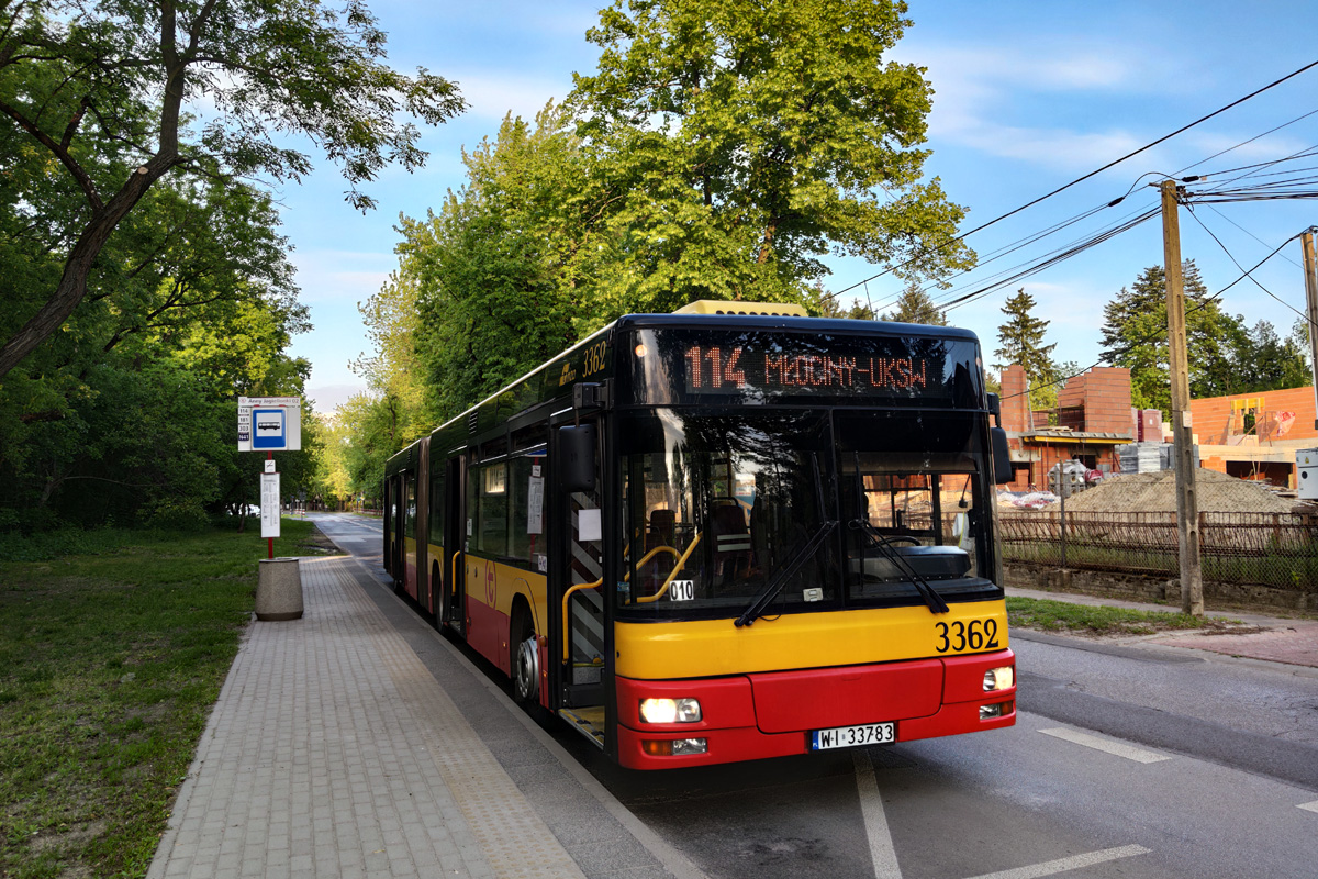 3362
W bardzo zĹym stanie sÄ ulice w tej okolicy, nieprzyjemnie siÄ tu jeĹşdzi. Ale wĂłzek jak najbardziej na plus.
