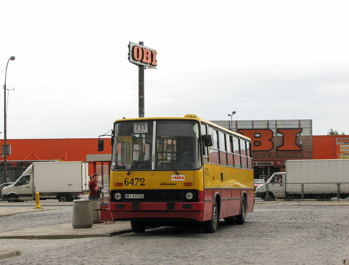 6472
Pralka po staremu - jeszcze pod goĹym niebem.
