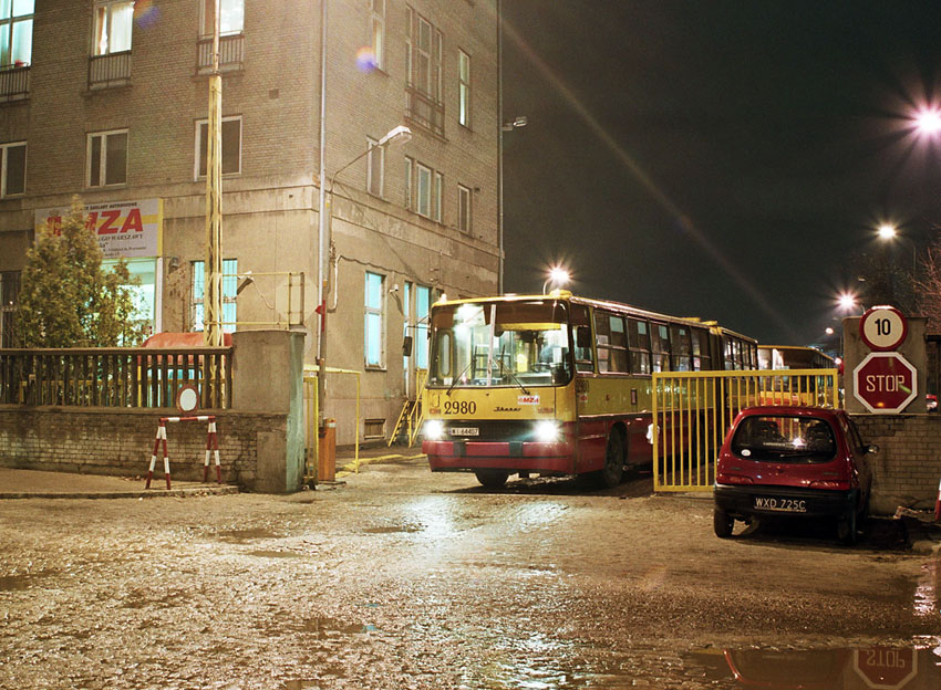 2980
Ostatnie wyjeĹźdĹźajÄce autobusy na linie nocne z zajezdni R-9 CheĹmska.
Ostatnie piÄÄ wozĂłw jakie wyjechaĹy na noc: 289, 323, 326, 2970, 2980, 
Słowa kluczowe: IK260