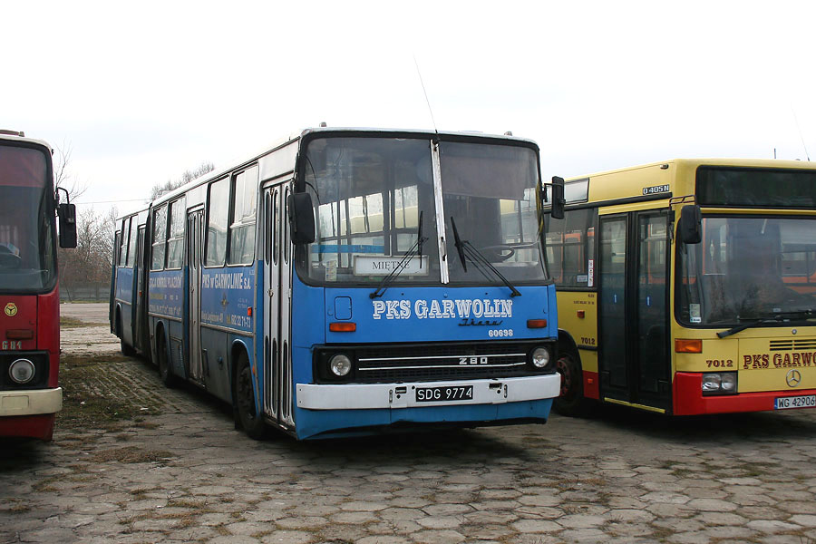 60698
Baza PKS Garwolin
Ostatni rok eksploatacji IkarusĂłw
