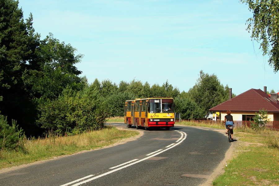 5733
Pierwszy rok podjazdĂłw linii 705 do pÄtli w Nowych ZaĹubicach ze wzglÄdu na zawieszenie linii 734
Słowa kluczowe: IK280