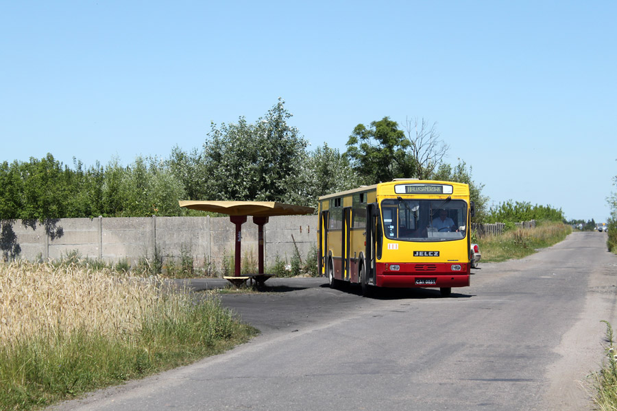 111
Wycieczka Ĺladami ZKM CiechanĂłw 
W dawnych czasach z tej pÄtli korzystaĹa stale linia 11, pĂłĹşniej zajeĹźdĹźaĹa tutaj linia 0, a obecnie podjeĹźdĹźa tutaj linia 7 i tylko w sezonie letnim
Słowa kluczowe: J120MM1POC