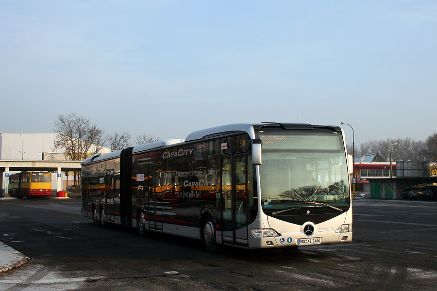 910
Prezentacja testowego Mercedesa 
