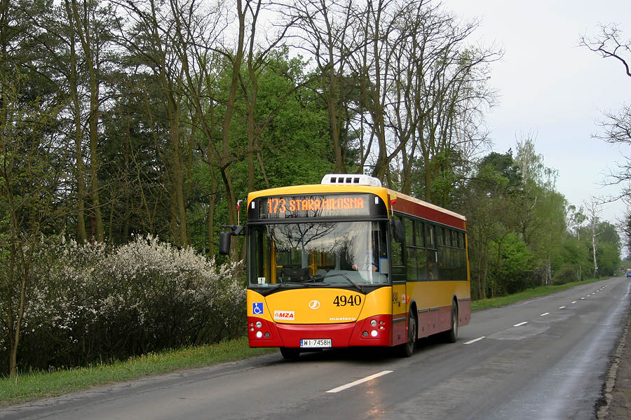 4940
Objazd przez RembertĂłw, ale nie pamiÄtam z jakiego powodu. 
Słowa kluczowe: Objazd M121I