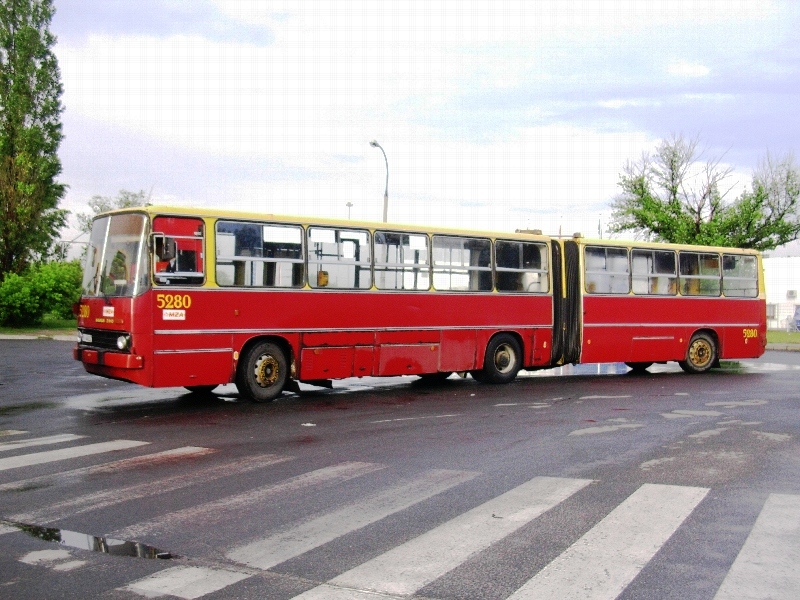 5280
Napad na bramÄ wjazdowÄ zajezdni.
Słowa kluczowe: IK280
