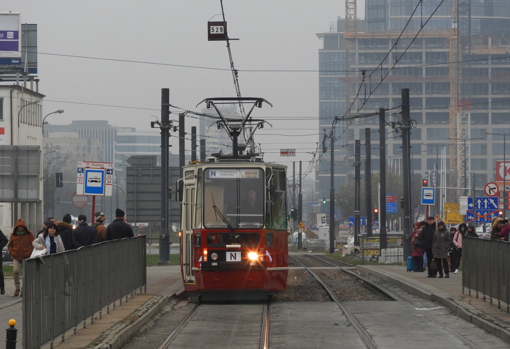 1000+1001
Słowa kluczowe: Objazd