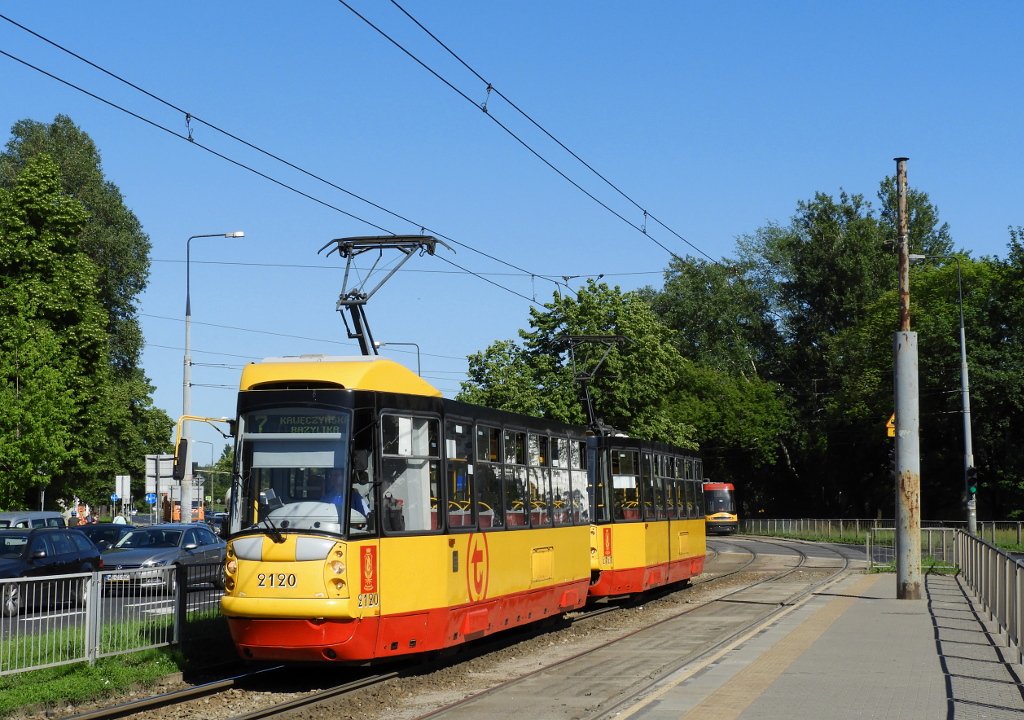 2120+2121
Z powodu potrÄcenia pieszej przez tramwaj na skrzyĹźowaniu GrĂłjeckiej i Banacha, linie 7, 9 15 byĹy skrĂłcone do pÄtli Banacha.
Słowa kluczowe: Objazd