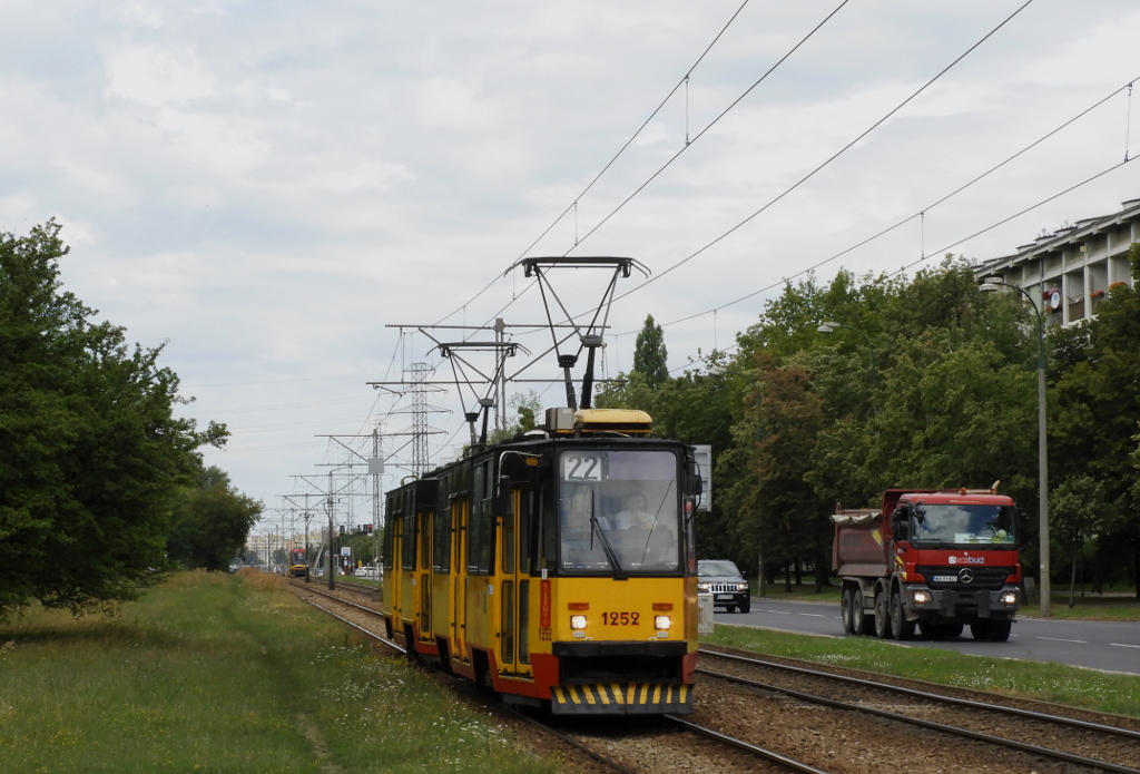 1252+1251
