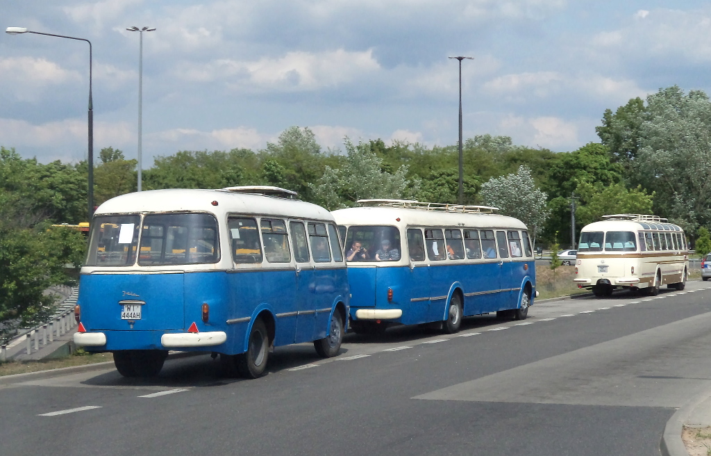 8058+618
Słowa kluczowe: NM2011 J043