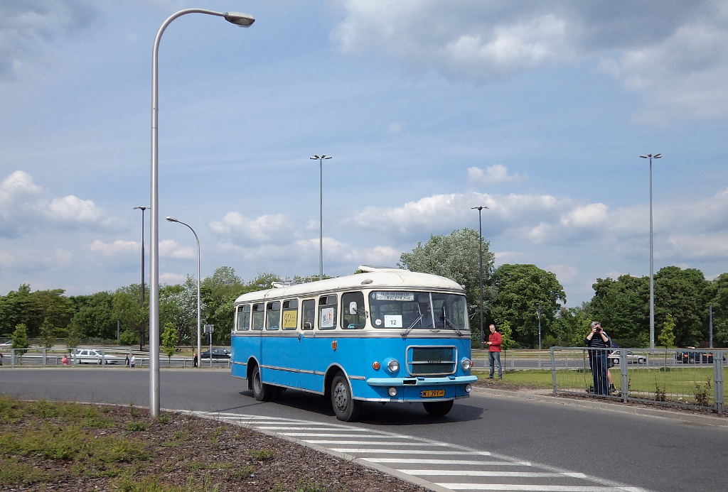 8082
Słowa kluczowe: NM2011