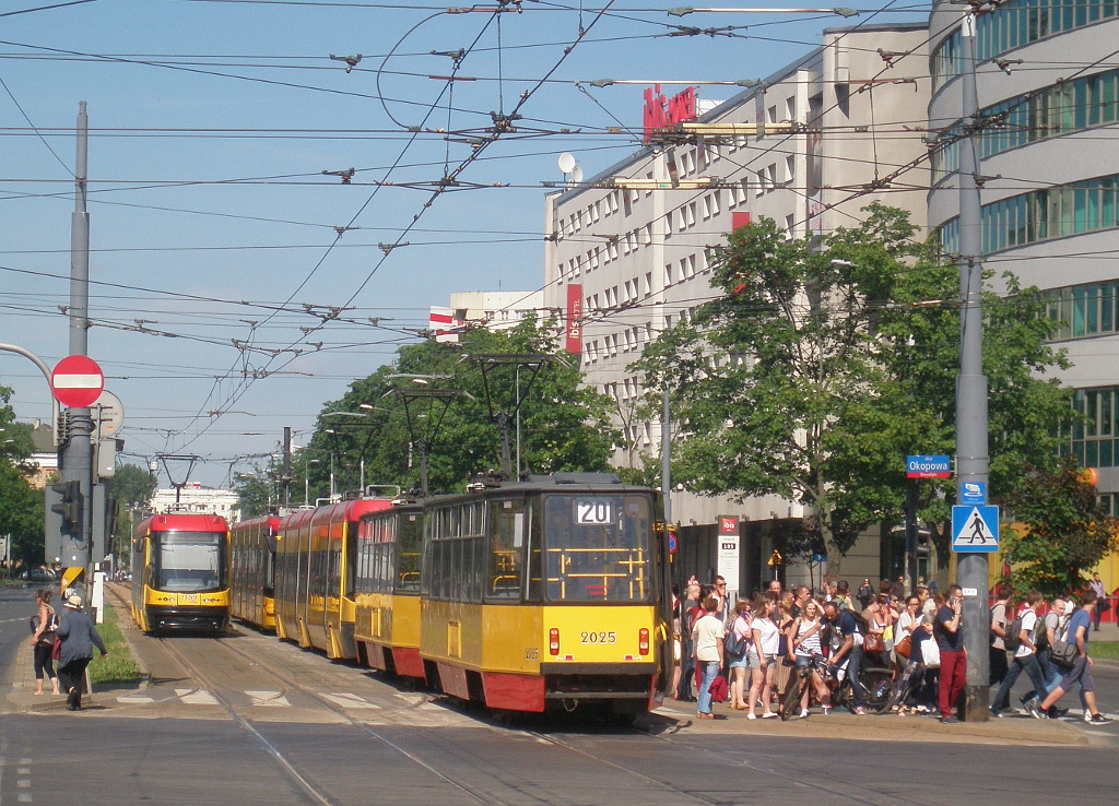 2024+2025
PoczÄtek zatrzymania z powodu awarii Jazza widocznego w tle.
Słowa kluczowe: Awaria