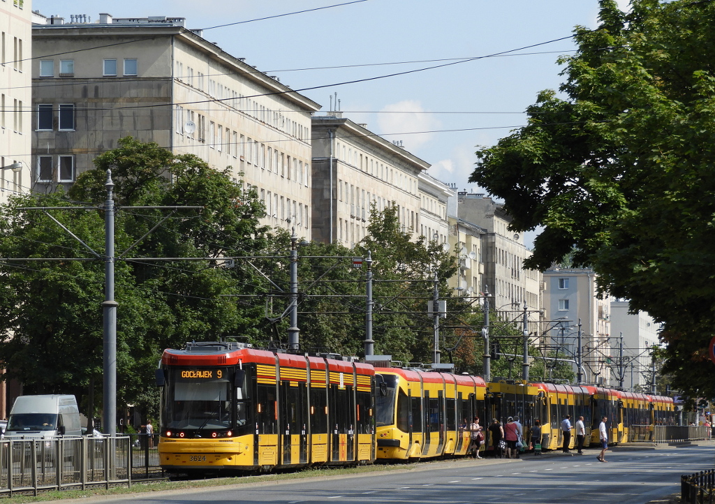 3624
Zatrzymanie z powodu jakiegoĹ wypadku na skrzyĹźowaniu z ul. WawelskÄ.
Słowa kluczowe: zatrzymanie