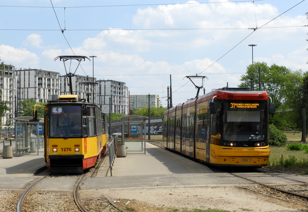 3623
W zwiÄzku z remontem torowiska na ul. PuĹawskiej pomiÄdzy placem Zbawiciela, a KrĂłlikarniÄ, linia 31 zostaĹa wydĹuĹźona do pÄtli WyĹcigi w zamian za linie 10 i 35, ktĂłre obecnie tutaj nie dojeĹźdĹźajÄ.
Słowa kluczowe: Objazd