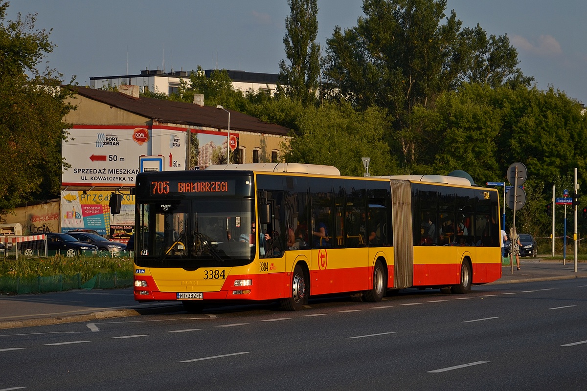 3384
WrĂłciĹ, ale w innych barwach
