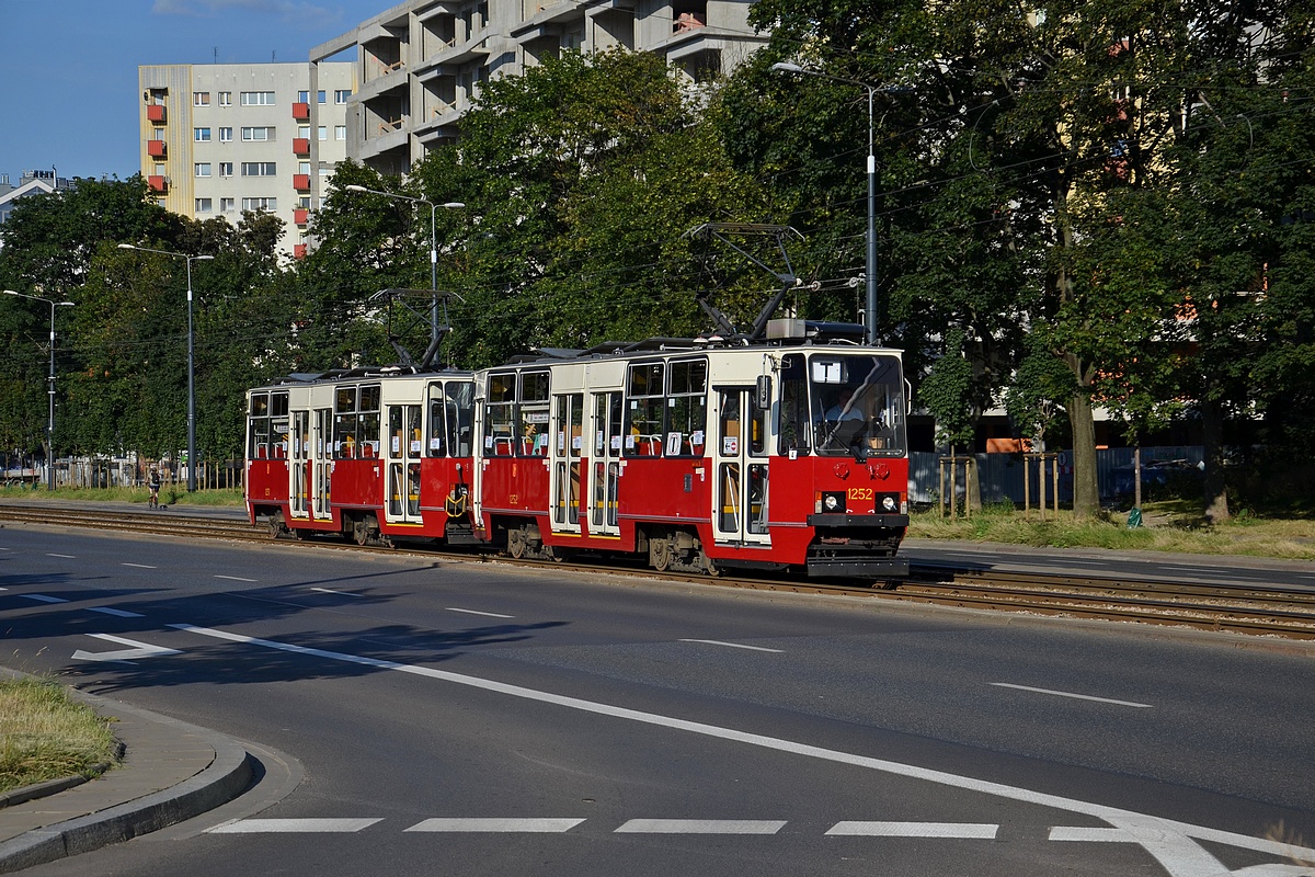 1252+1251
Słowa kluczowe: Kelly