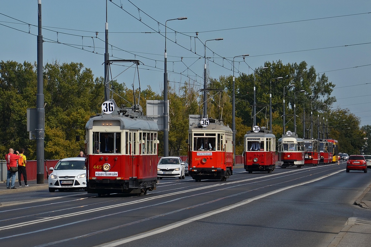 445
Dzisiejsza parada tramwajowa
Słowa kluczowe: Parada
