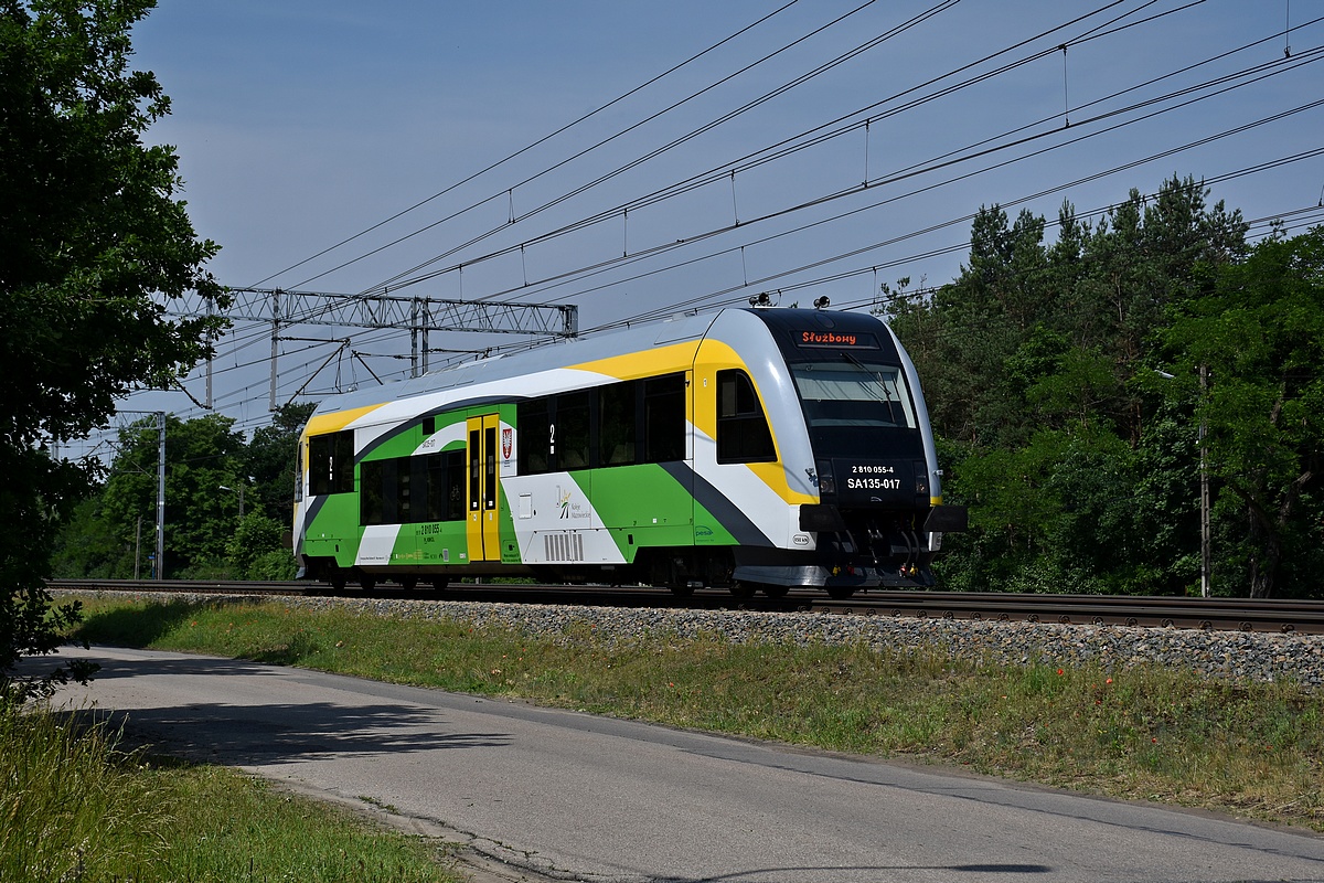 SA135-017
SĹuĹźbowy tramwaj ;)
