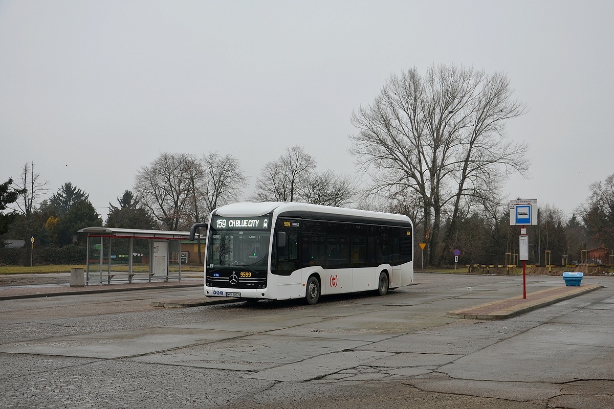 9599
E-Citaro odpoczywa na pustej pÄtli EC Siekierki
