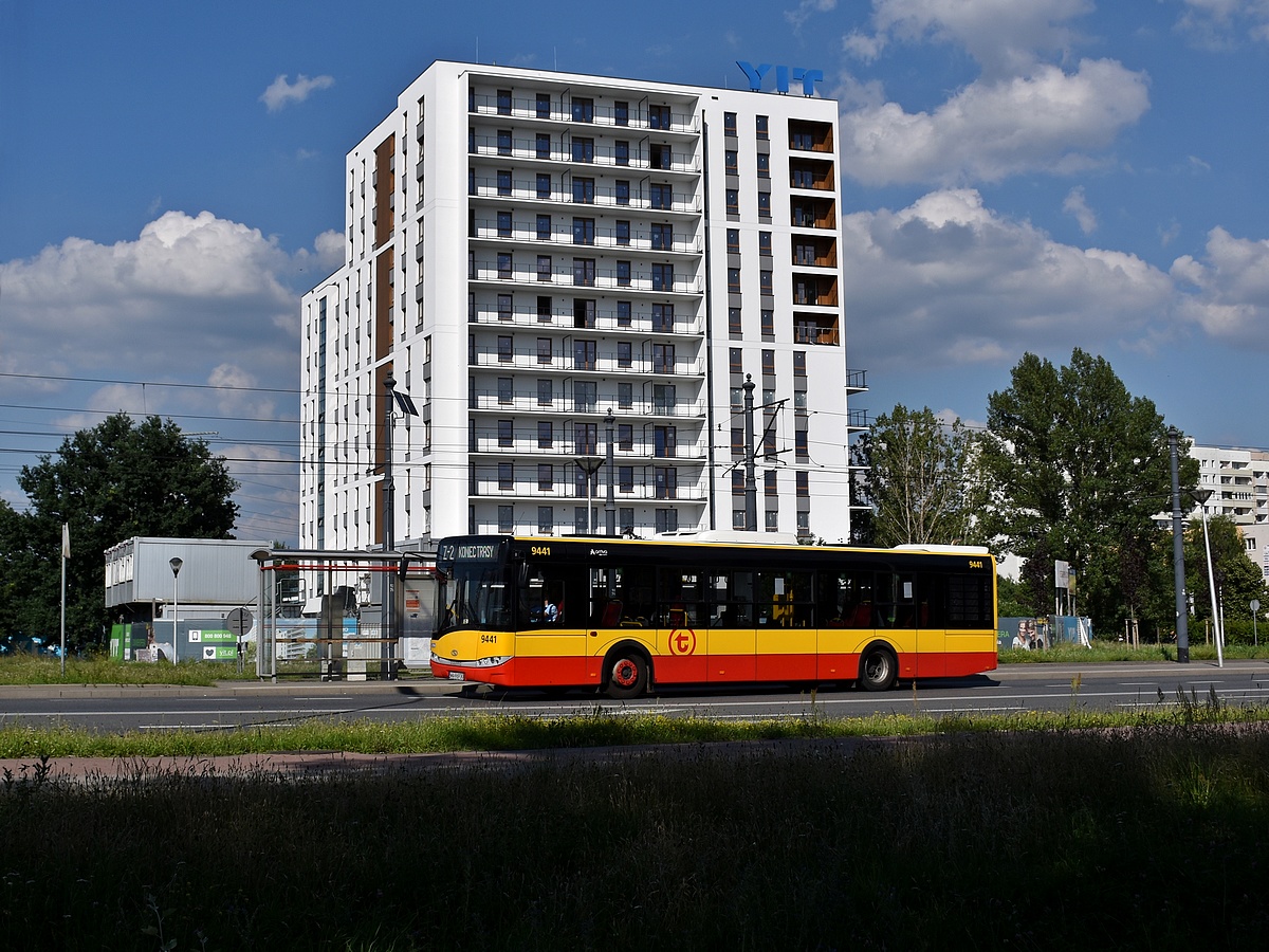 9441
Zetka na parÄ przystankĂłw, na odcinku Nowodwory - Mehoffera.
Słowa kluczowe: ZaTramwaj Architektura