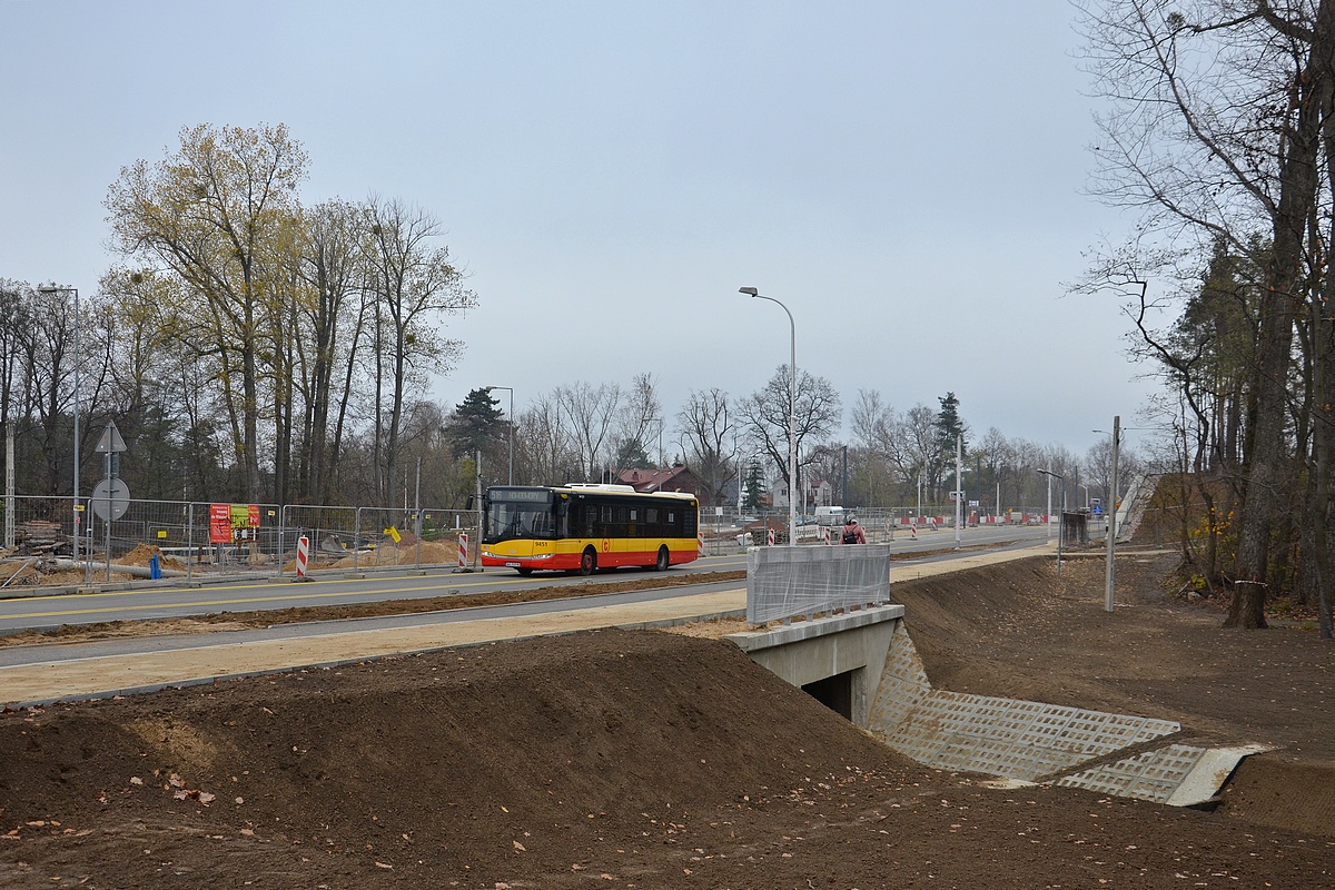 9451
Słowa kluczowe: Inwestycje