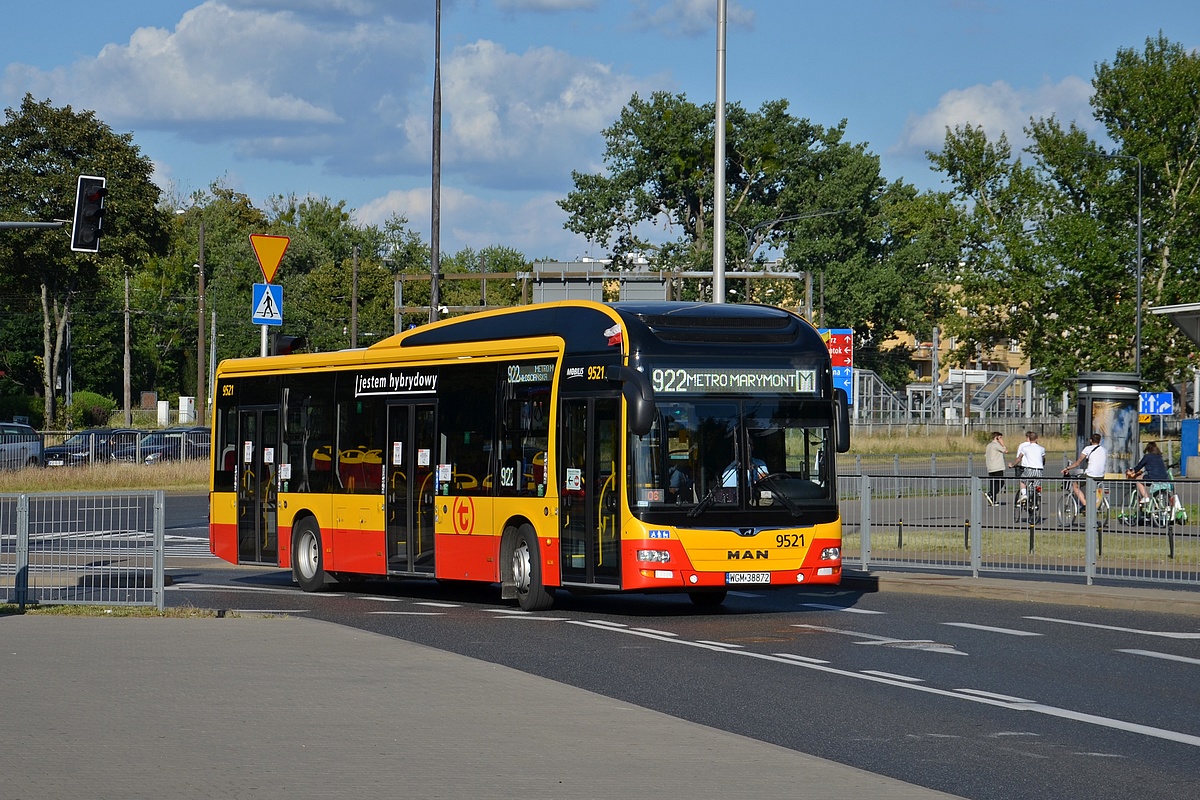 9521
Na samo Metro Marymont linia woziĹa powietrze
Słowa kluczowe: PW2020