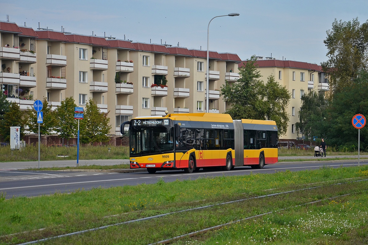 9939
Z-2 na MĹociny z NowodworĂłw, czyli wspomnienia ze 101 wracajÄ na dwa weekendy
Słowa kluczowe: ZaTramwaj