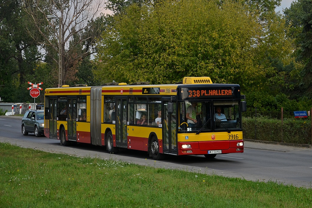 3916
2 lata temu na 338 pojawiĹy siÄ dwa przegubowe Many
Słowa kluczowe: DziwadĹo