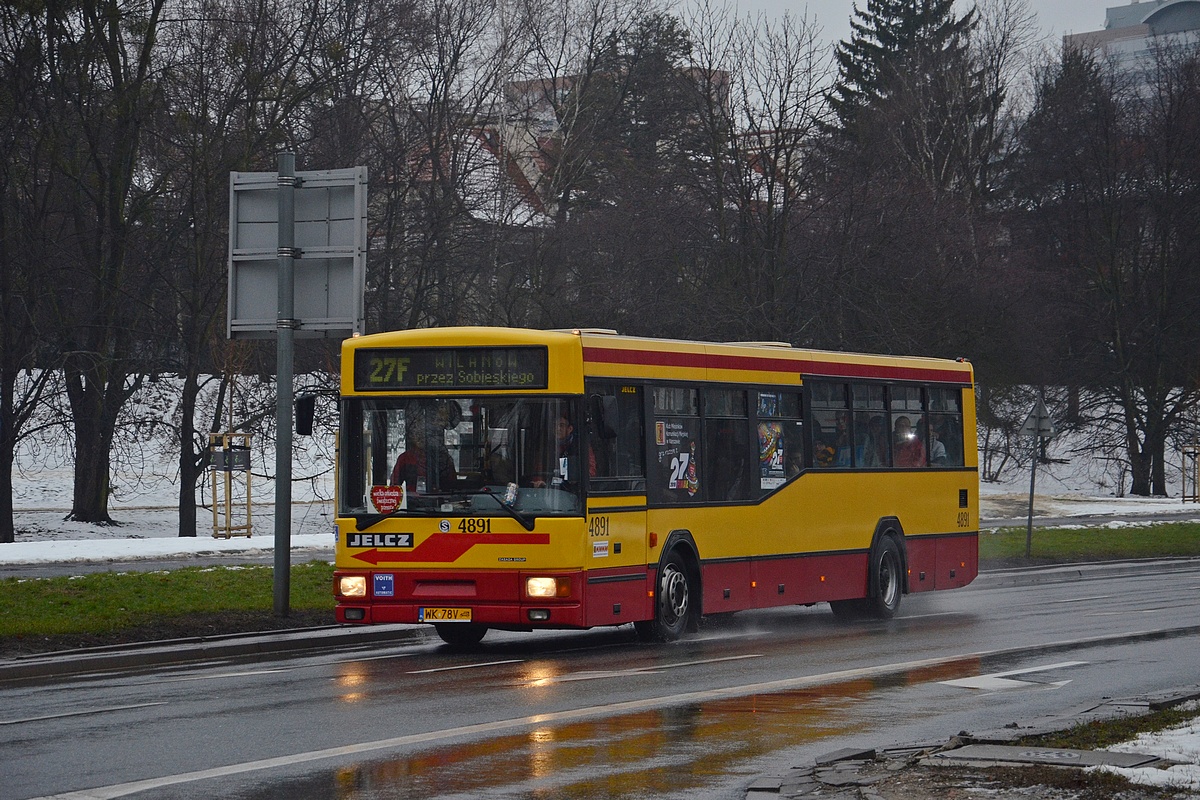 4891
KtoĹ robiĹ mi zdjÄcie z lampÄ :D 
Słowa kluczowe: WOĹP2019 M121M