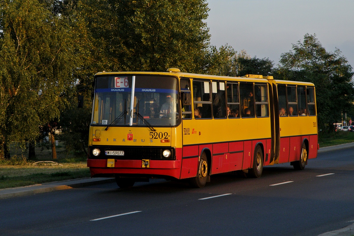 5202
Bizon na E-6
Słowa kluczowe: IK280