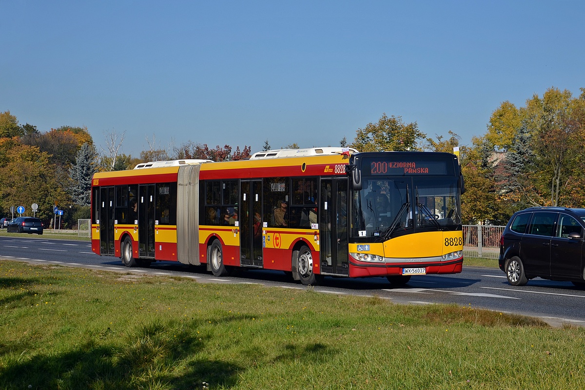 8828
Woronicza potrafi zaskakiwaÄ
Słowa kluczowe: DziwadĹo