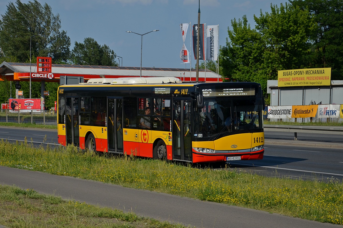 1412
KrĂłtkie Solarisy z serii 14xx teĹź juĹź dorabiajÄ siÄ biaĹych wyĹwietlaczy
