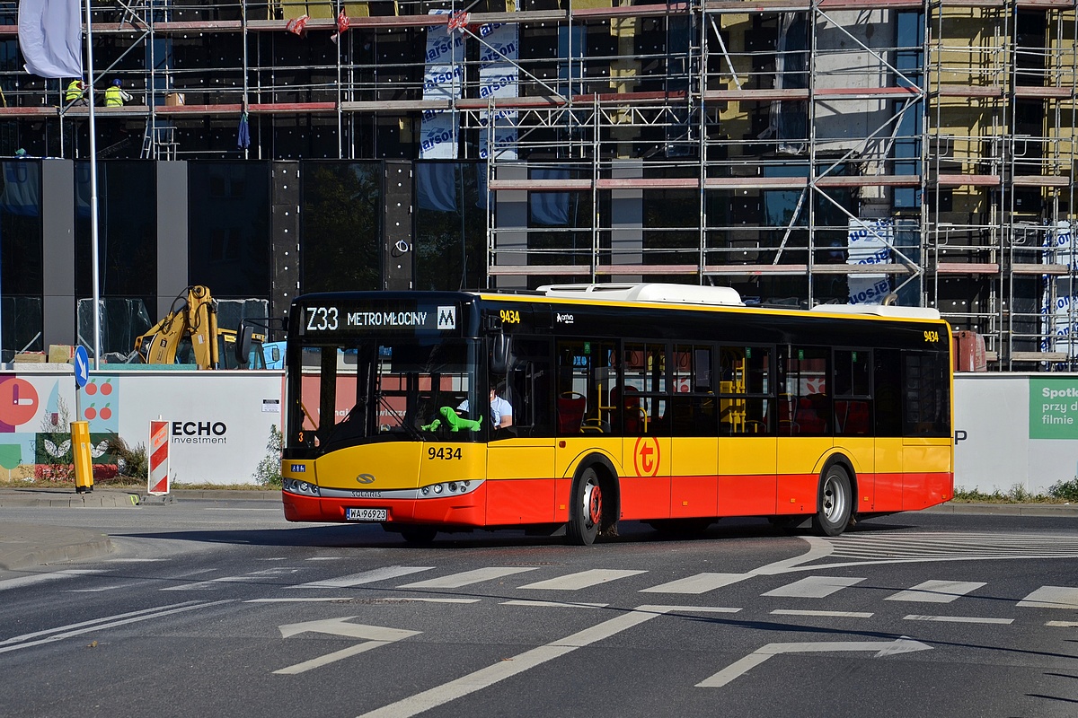 9434
Kolejne wcielenie linii Z33. Tym razem tylko do Parku Olszyna były realizowane kursy.
Słowa kluczowe: ZaTramwaj Domas