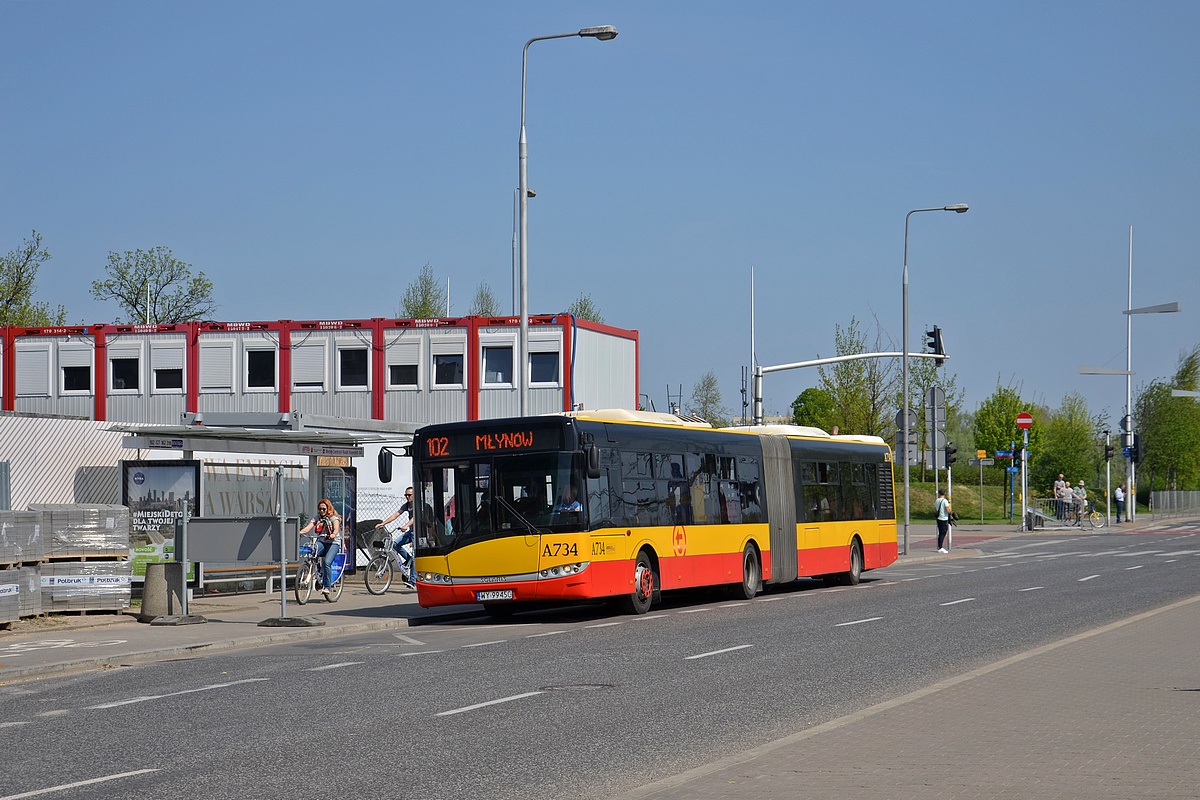 A734
Dzisiejsza obsada linii 102 to 100% ciekawostek w postaci czterech przegubĂłw.
Słowa kluczowe: DziwadĹo MOBSU18