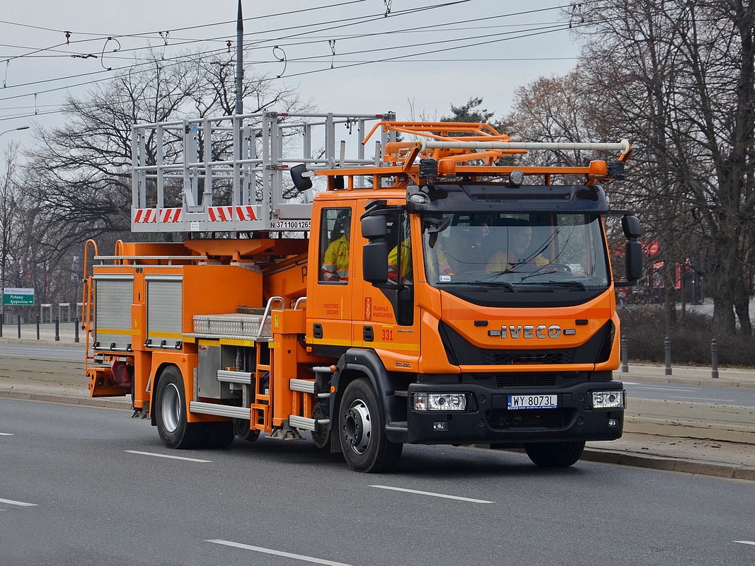 331
Iveco 150-200 Eurocargo jako pogotowie sieciowe TW
