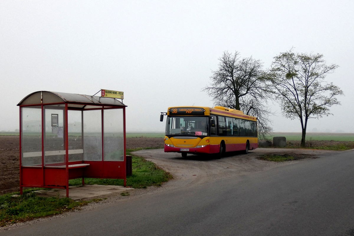 80292
Scania stoi na pÄtli po wykonaniu kursu linii 3B w relacji Grodzisk Maz. Dw. PKP (10:05)-KĹudno Nowe PÄtla (10:40). NastÄpnie wykona kurs linii numer 3B w relacji KĹudno Nowe PÄtla (10:45)-Grodzisk Maz. Dw. PKP (11:17). Pozdrowienia dla Kierowcy! 
Słowa kluczowe: DziwadĹo