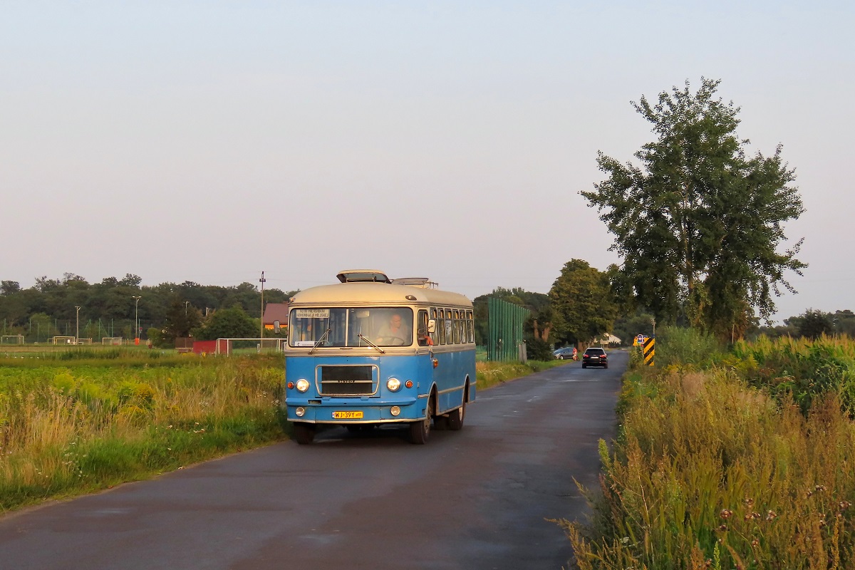 8082
San w trakcie âfotostopuâ jako kurs linii specjalnej S â Grodzisk Maz. KoĹciuszki/1 Maja (18:30)-ZabĹotnia Ĺwietlica (19:00)-Grodzisk Maz. KoĹciuszki/1 Maja (19:33).
