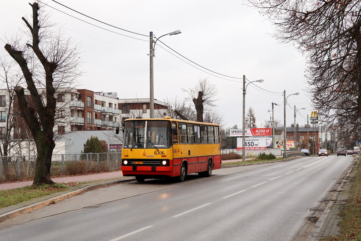 6306
Ikarus stoi na przystanku âĹťyrardĂłw Reymontaâ jako wynajem zorganizowany przez Stowarzyszenie Klub MiĹoĹnikĂłw EKD/WKD.
Słowa kluczowe: IK260