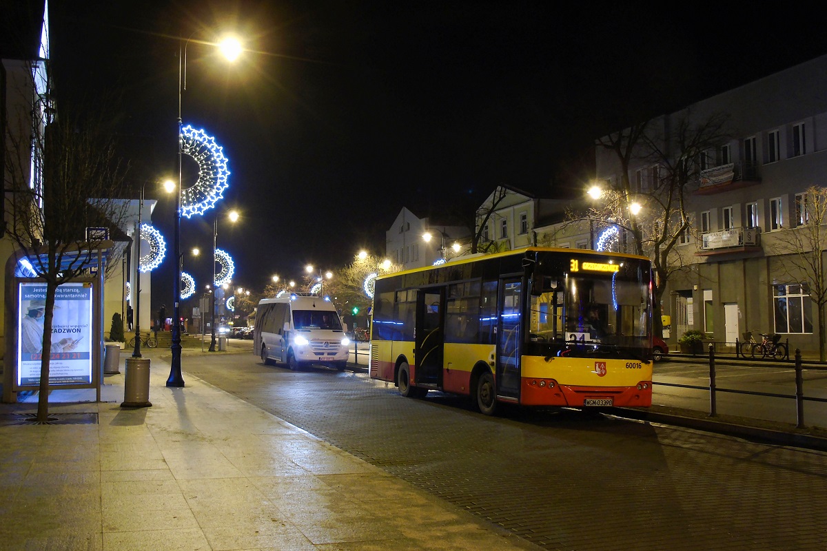 60016
ZAZ stoi na pÄtli w trakcie przerwy pomiÄdzy kursami na linii numer 31 (Grodzisk Mazowiecki-Petrykozy). Za nim stoi Mercedes-Benz 516 CDI / Mercus MB Sprinter City #W09 00P70 w trakcie przerwy pomiÄdzy kursami na linii numer 32 (Grodzisk Mazowiecki-KsiÄĹźenice-ZarÄby-Adamowizna-Grodzisk Mazowiecki).
Słowa kluczowe: Iluminacja