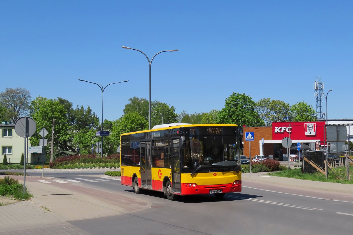 60016
ZAZ jedzie jako kurs â117â linii numer 17 â Grodzisk Maz. Szpital (12:15)-MilanĂłwek KrĂłlewska (12:47)-Grodzisk Maz. Szpital (13:14). 
W ostatnim czasie w wozie zamontowano wyĹwietlacze Pixela oraz gĹosowy system zapowiedzi przystankĂłw. 
