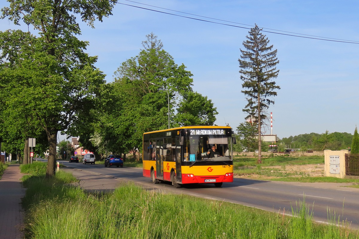 147 (60005)
ZAZ jedzie jako kurs â118â linii numer 21 â Grodzisk Maz. Dw. PKP (17:40)-WĹadkĂłw PÄtla (18:09). 
