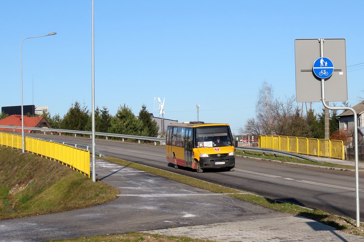70013
ProCity wykonuje kurs â7â linii numer K w relacji JĂłzefina SzkoĹa (12:45)-JĂłzefina SzkoĹa (13:37) p. ĹťabiÄ WolÄ, Zalesie, MusuĹy, SiestrzeĹ, WĹadysĹawĂłw, PrzeszkodÄ. 
