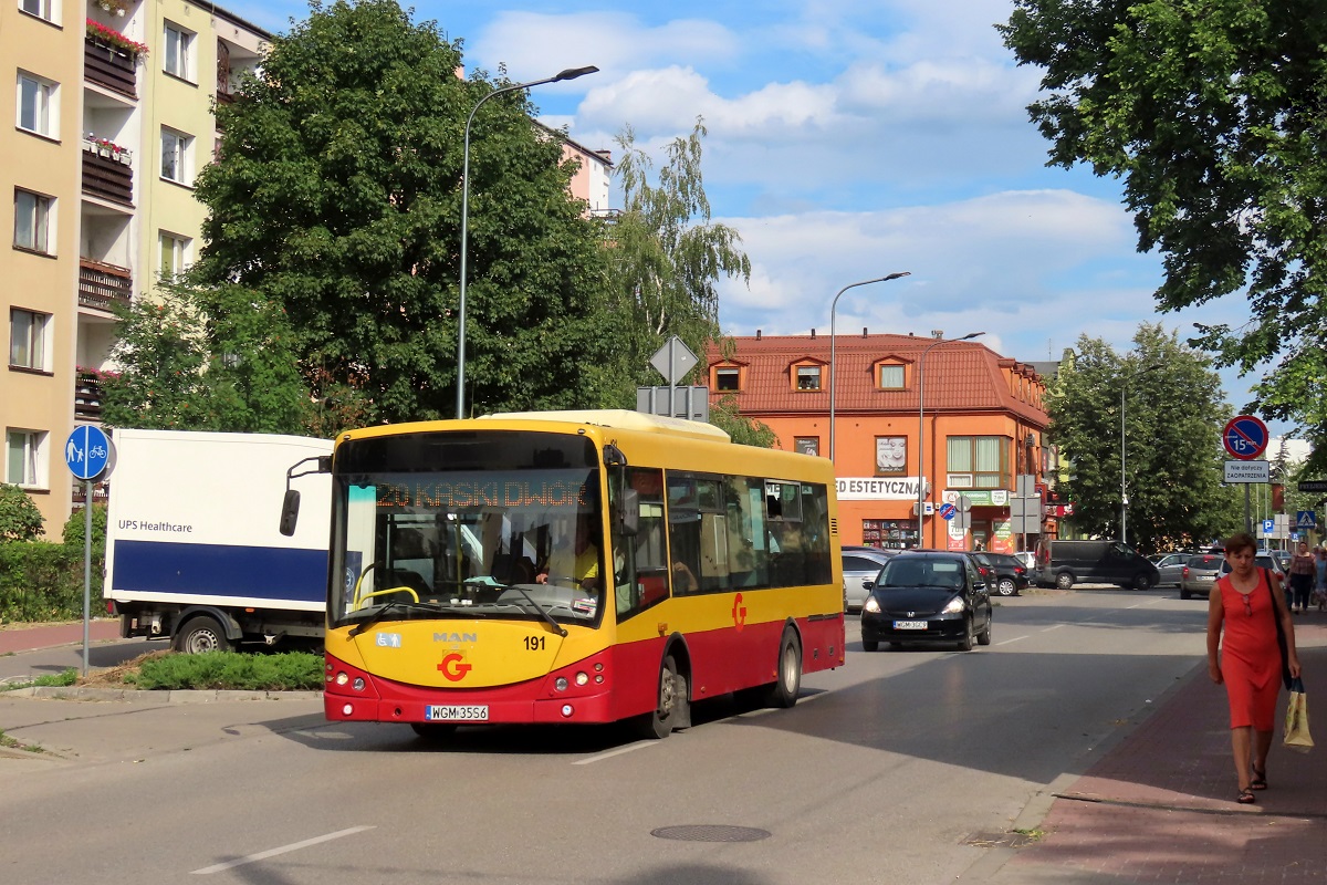 191 (40001)
SanCity jedzie jako kurs 406 linii numer 20: Grodzisk Maz. Szpital (16:00)-Kaski DwĂłr (16:52). Pozdrowienia dla Kierowcy!

