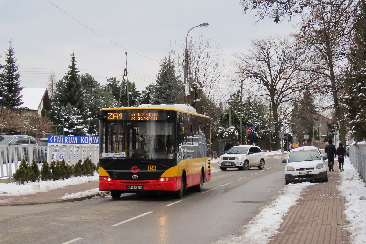 90226 (134)
ZAZ jedzie jako kurs 5070 linii ZKA WKD ZA1: Grodzisk Mazowiecki RadoĹska (14:15)-Grodzisk Mazowiecki Jordanowice (14:22). Pozdrowienia dla Kierowcy! 
Słowa kluczowe: ZaWKD Zima