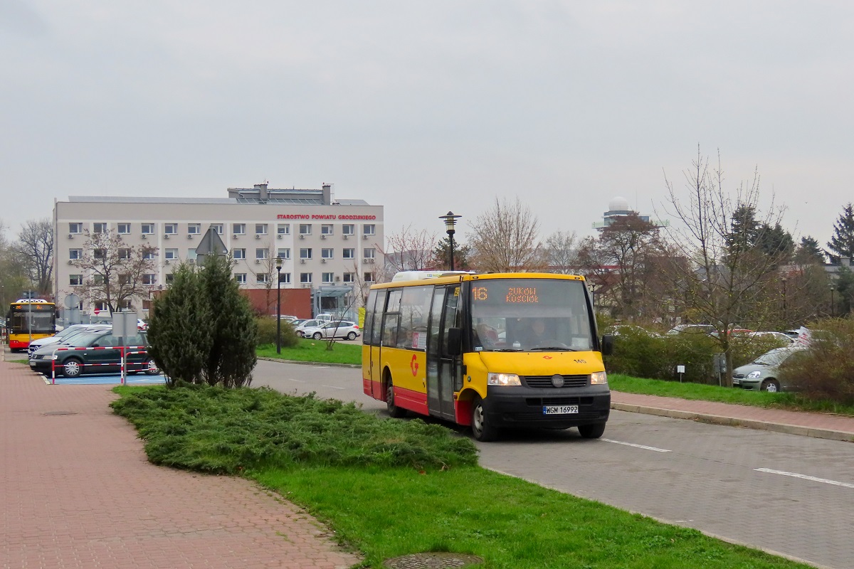 145 (70014)
ProCity jedzie jako kurs 203 linii numer 16: Grodzisk Maz. Szpital (7:55)-ĹťukĂłw KoĹciĂłĹ (9:04). W tle widoczny jest ZAZ A10C3A #129 (80422) w oczekiwaniu na wykonanie kursu 106 linii numer 13: Grodzisk Maz. Szpital (7:55)-BĹonie Centrum Sportu (8:52). 
