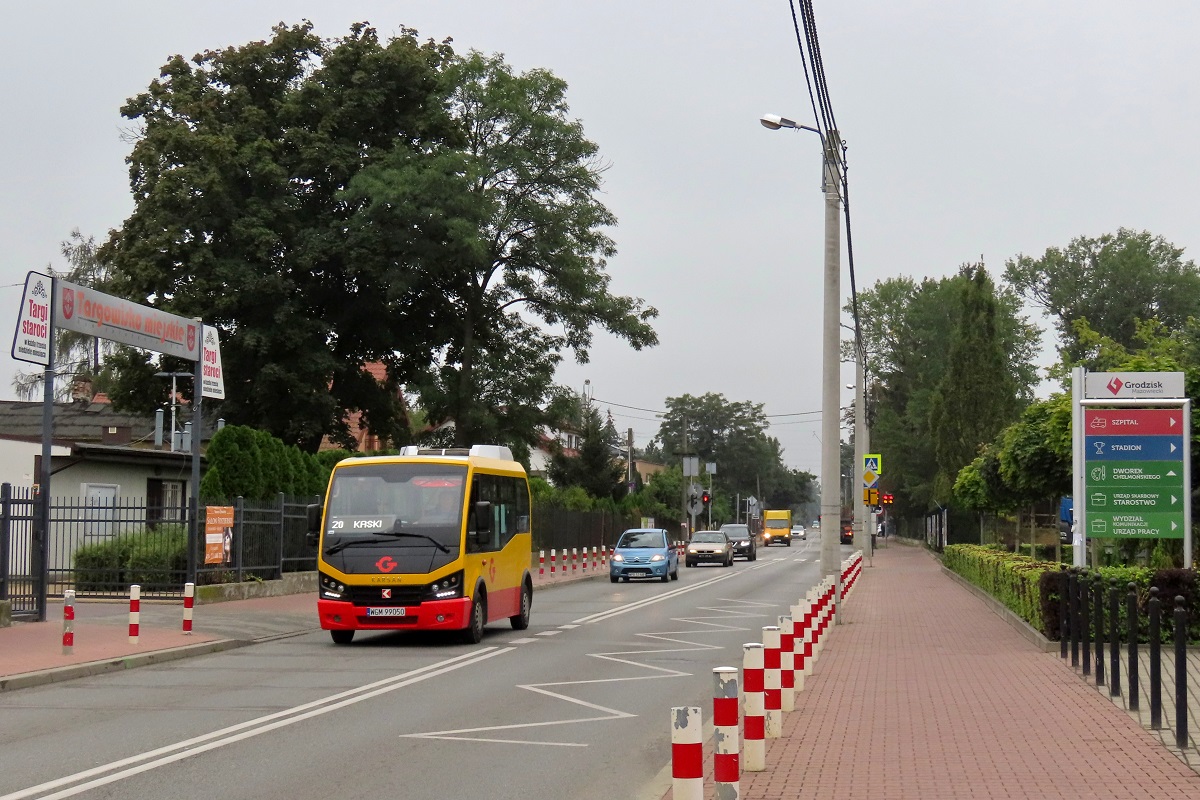 20122
Karsan jedzie jako kurs â207â linii numer 20 â Grodzisk Maz. Szpital (12:00)-Kaski DwĂłr (12:49). 

