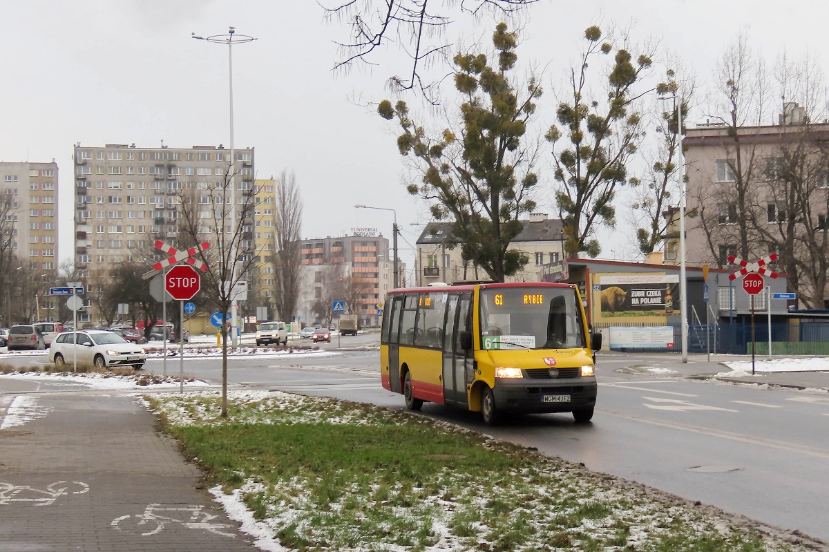 50007
ProCity jedzie jako kurs â103â linii numer 61 â Rybie JarzÄbka (8:50)-PruszkĂłw Rondo PopieĹuszki (9:46)-Rybie JarzÄbka (10:34). 
Słowa kluczowe: DziwadĹo