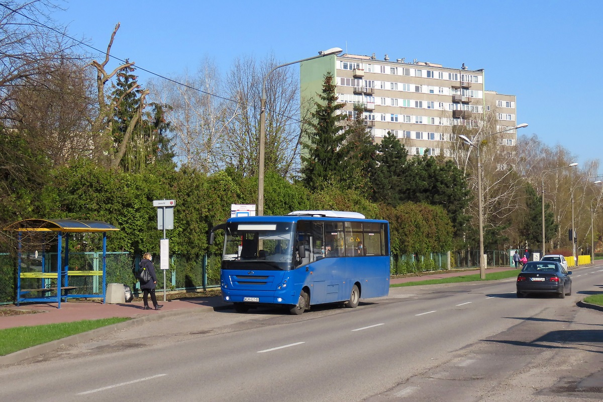 21016
ZAZ zatrzymuje siÄ na przystanku âPruszkĂłw Jasna 02â jako kurs linii podmiejskiej â PKP PruszkĂłw (8:05)-Kajetany Centrum SĹuchu (8:33). 
WĂłz juĹź fabrycznie dostaĹ "L-kowe" barwy wiÄc moĹźna siÄ spodziewaÄ, Ĺźe przy najbliĹźszym przetargu na takie linie, zostanie on zaoferowany ZTM-owi. 
