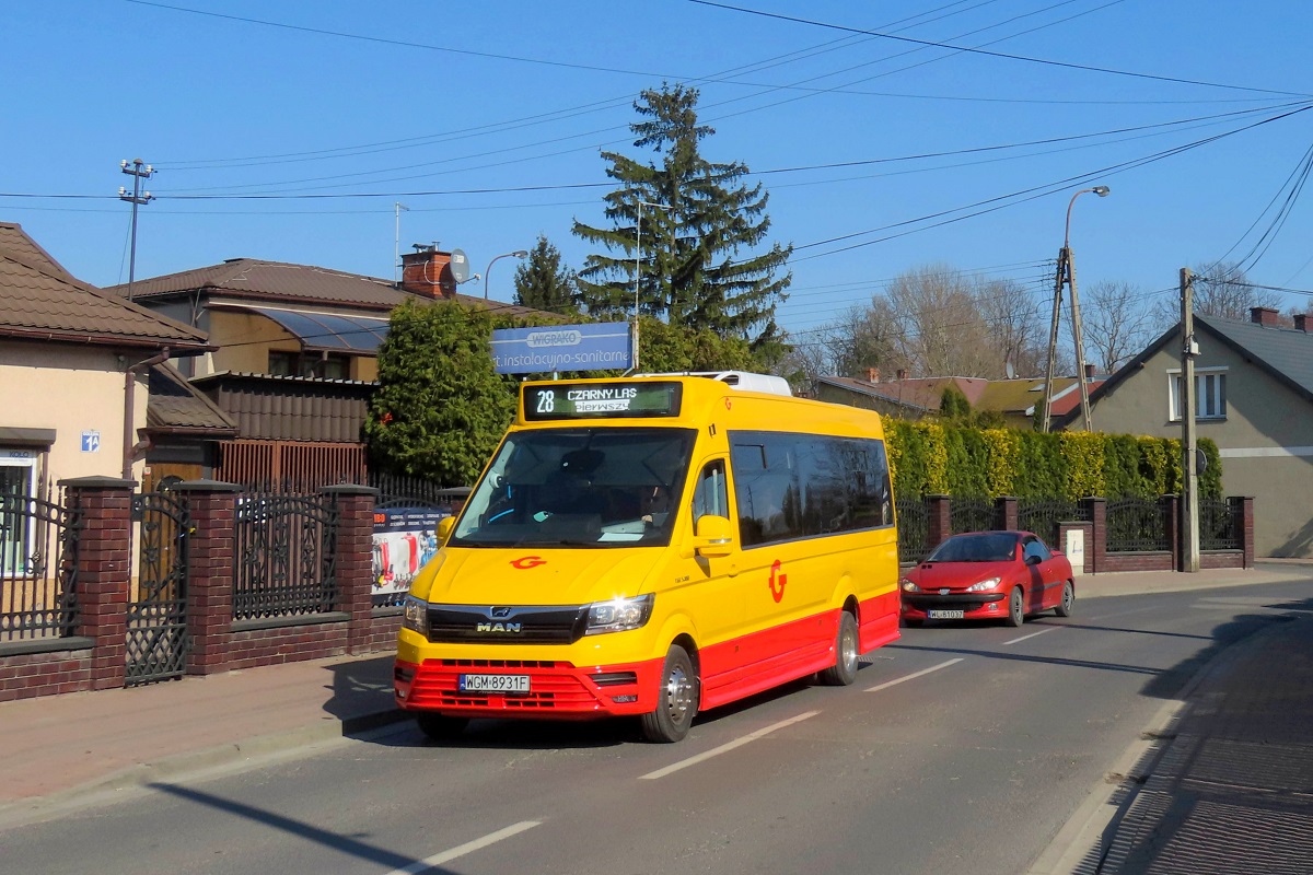 22006
MAN jedzie jako kurs â108â linii numer 28 â Grodzisk Maz. Dw. PKP (13:35)-Czarny Las Platanowa (14:00)-Grodzisk Maz. Dw. PKP (14:24).
