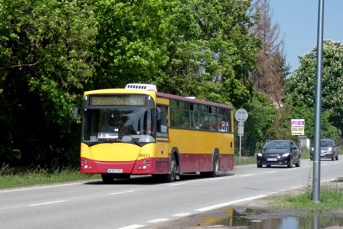 40133
Jelcz (ex. A533) jedzie w obsĹudze kursu linii pracowniczej âMajewskiâ w relacji PruszkĂłw Parzniewska (14:10)-ĹťyrardĂłw PKP (15:07). 
